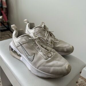 Women’s tennis shoes part 2